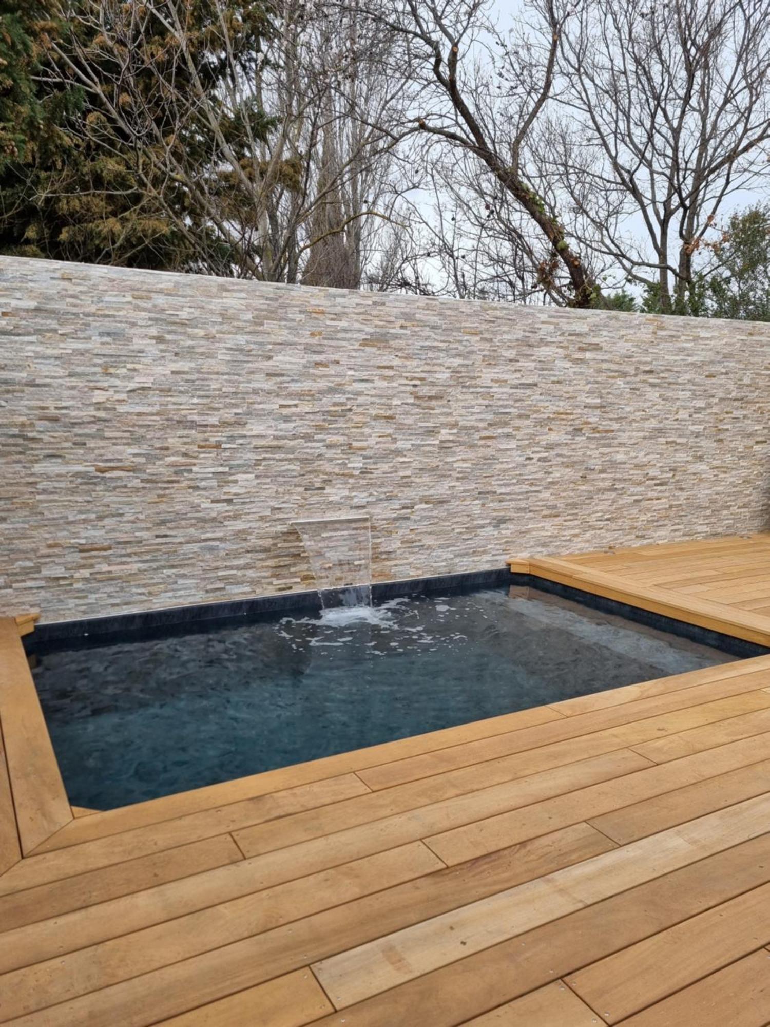 Le Cocoon - Jacuzzi, Sauna Et Piscine Privee Carpentras Exterior photo